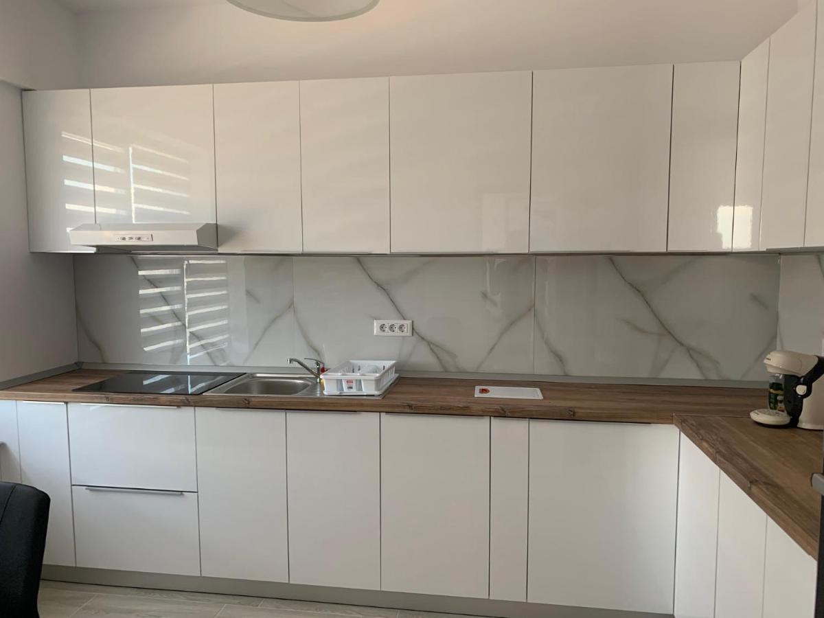 49Er Apartament Нэводари Экстерьер фото